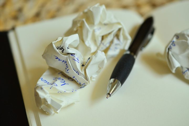 英語はアウトプット!聴きながら書いたり、読みながら口に出すと上達が早い