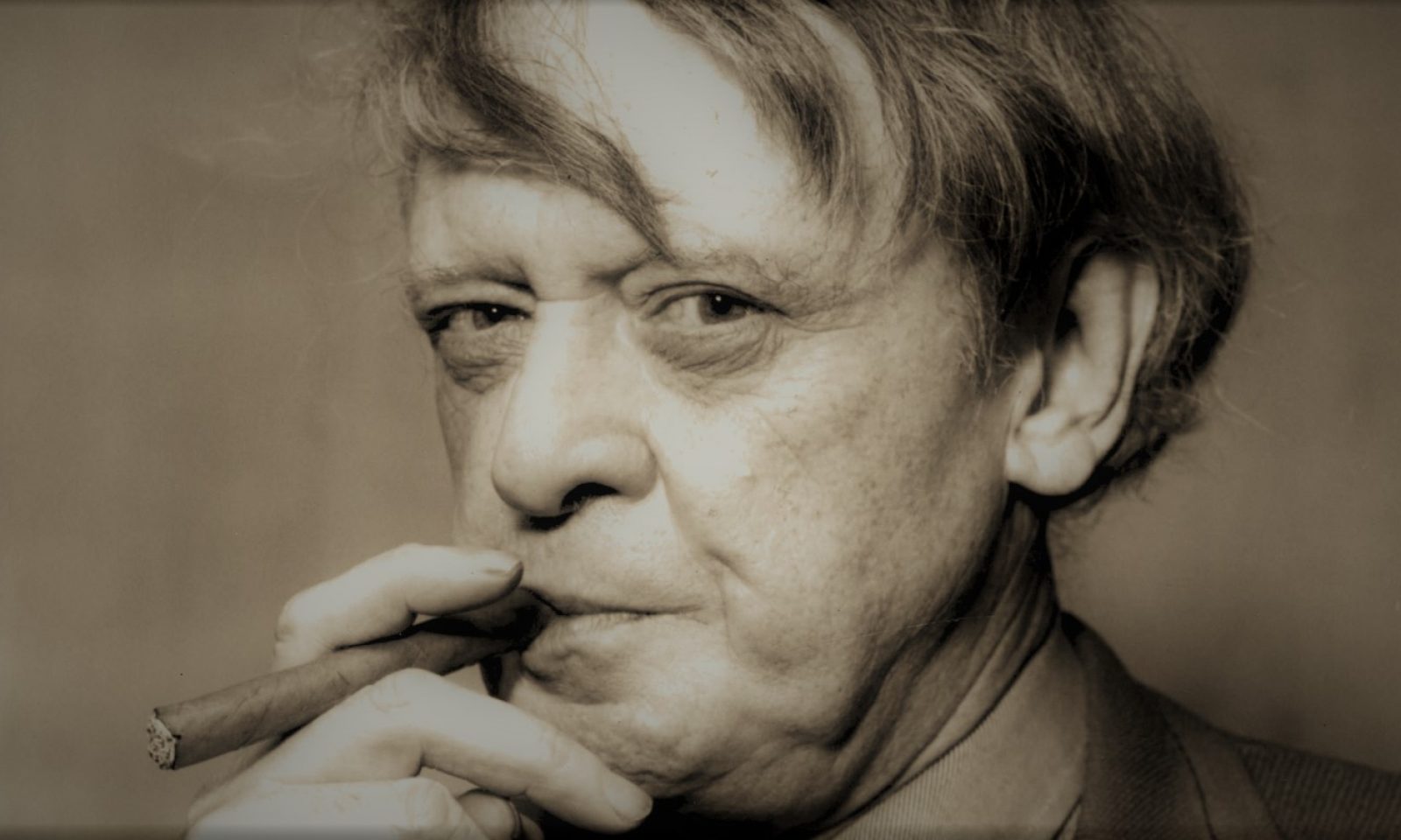 英語脳メルマガ 第号 Women Thrive On Novelty And Are Easy Meat For The Commerce Of Fashion の意味は 英語脳ネット