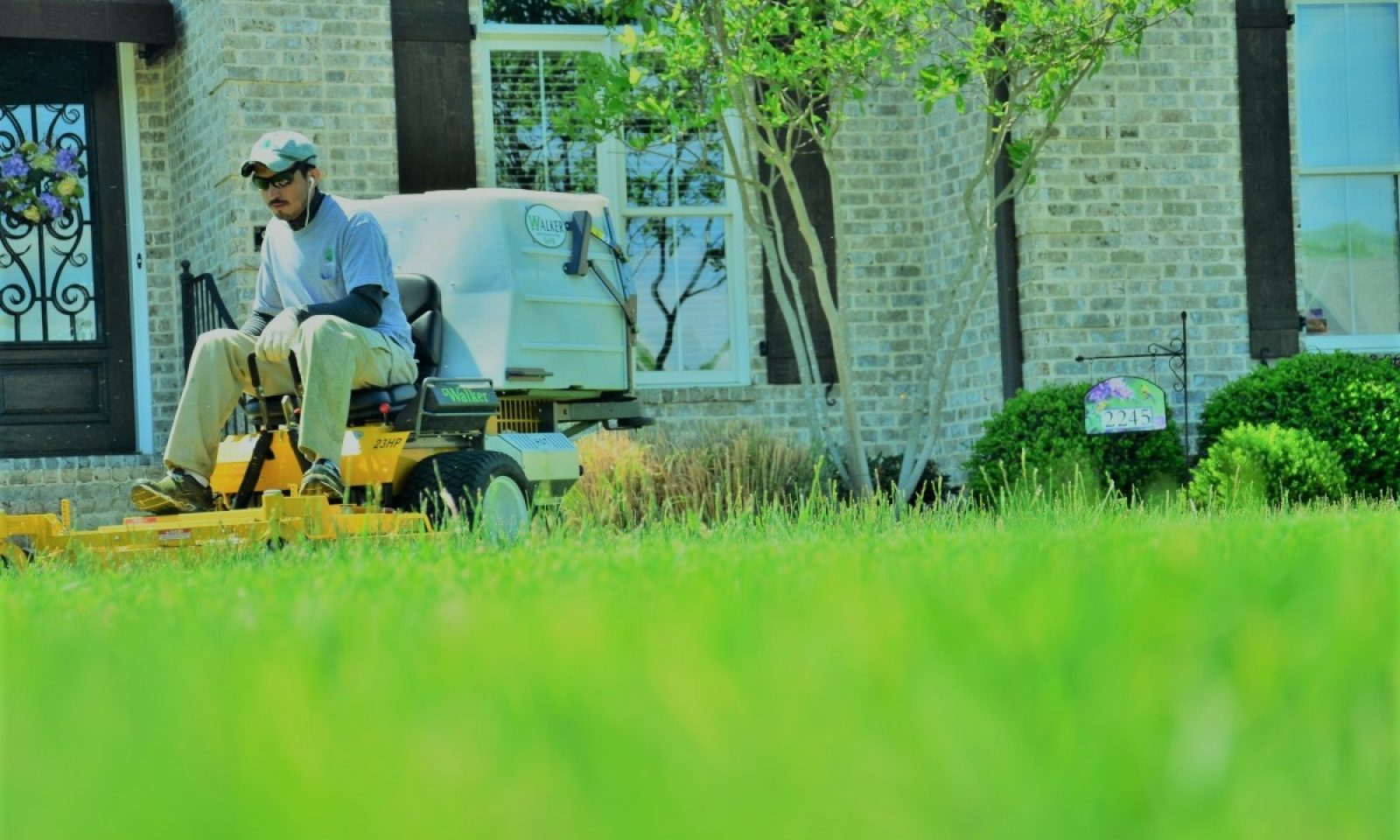 英語脳メルマガ 第号 Today I Started A New Yard Maintenance Job の意味は 英語脳ネット