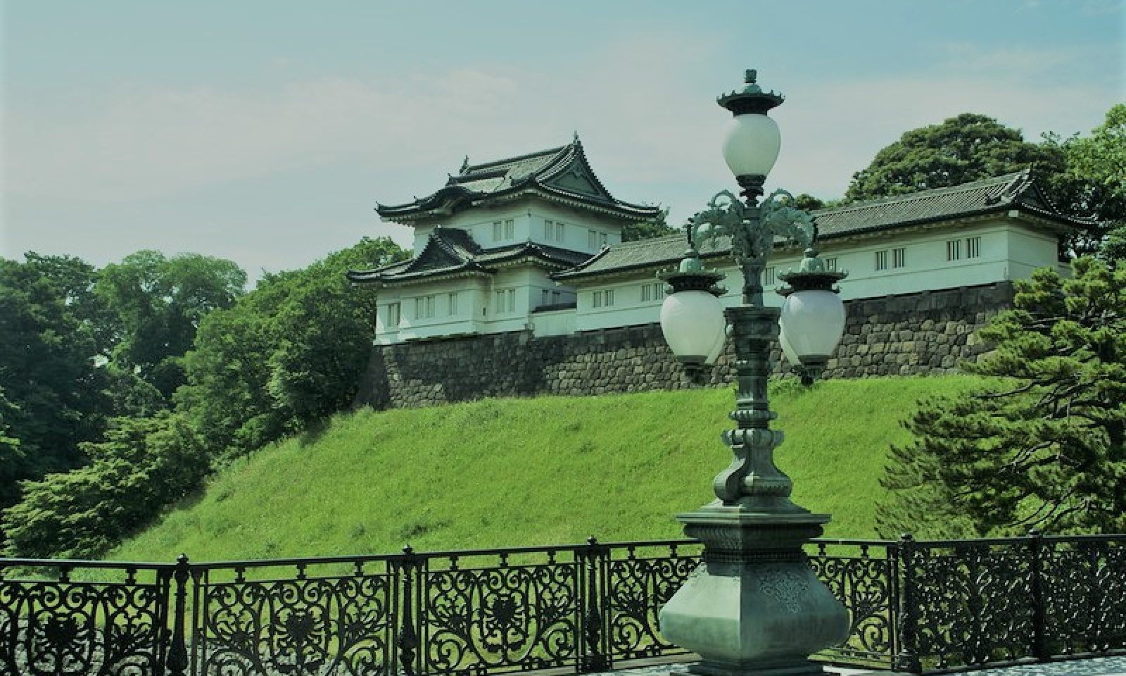 英語脳メルマガ 第033号 Emperor Naruhito Thanked Tens Of Thousands Of Well Wishers の意味は 英語脳ネット